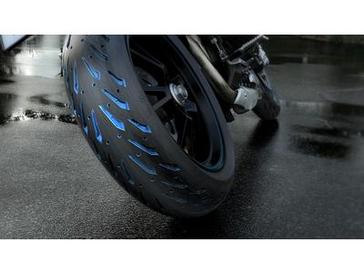 Резина Michelin Road 5 R17 120/70 58 W TL