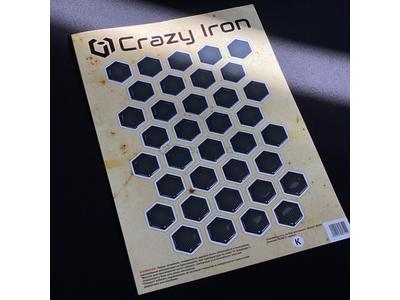 CRAZY IRON Наклейка на бак боовая СОТЫ Карбон