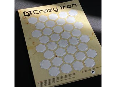 CRAZY IRON Наклейка на бак боовая СОТЫ Белые