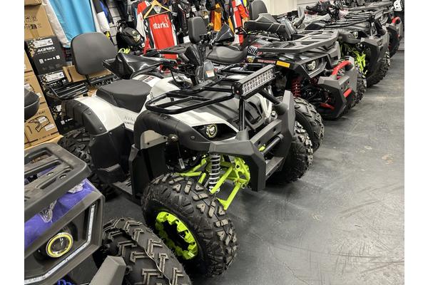 КВАДРОЦИКЛ AVANTIS HUNTER 200 LUX Белый