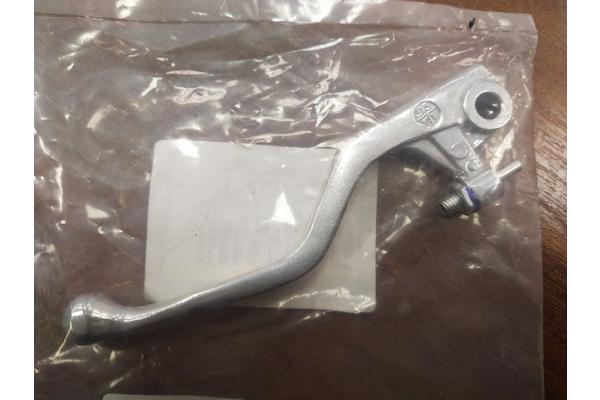 Avantis Рычаг тормоза A5 А6