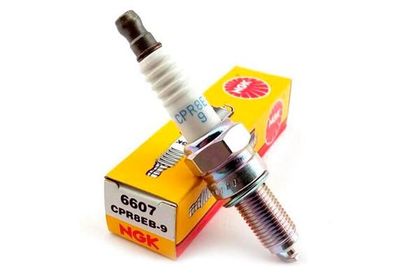 Свеча зажигания NGK CPR8EB-9