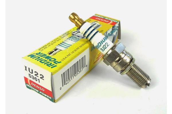 Свеча зажигания DENSO IU22