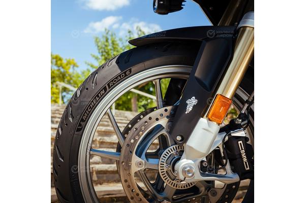 Резина Michelin Road 6 R17 170/60 72 W TL