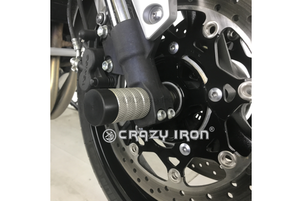 Пеги в ось переднего колеса SUZUKI GSR750 CRAZY IRON