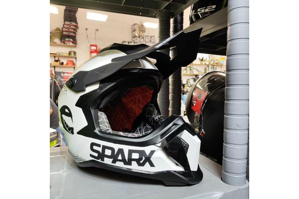 SPARX Кроссовый шлем Raptor Белый