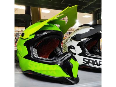 SPARX Кроссовый шлем Raptor Зеленый