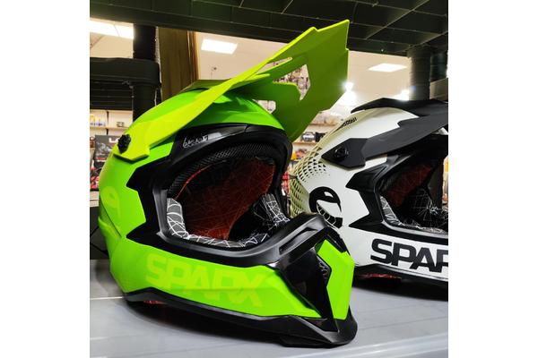 SPARX Кроссовый шлем Raptor Зеленый