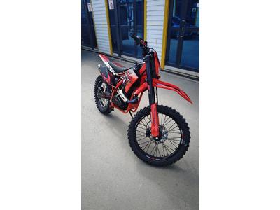 Мотоцикл Sanchez Bandit YB300R 