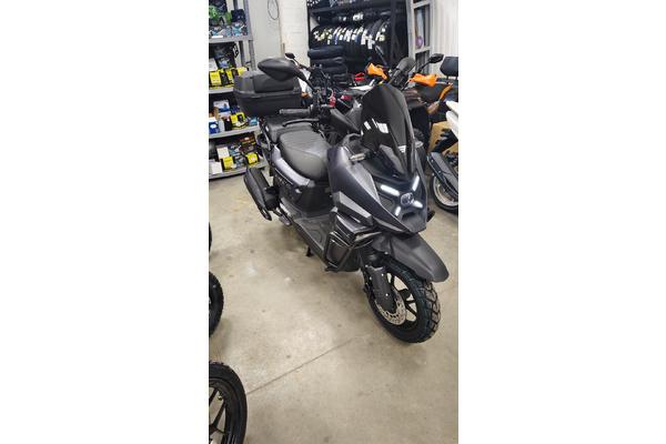 Скутер VMC SMART X 170cc Серый