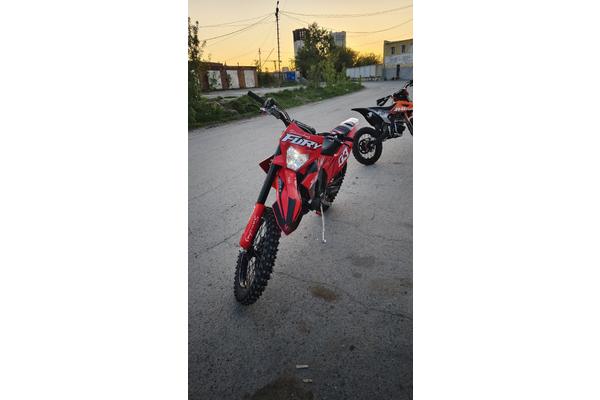 Мотоцикл Sanchez Fury CB300RL