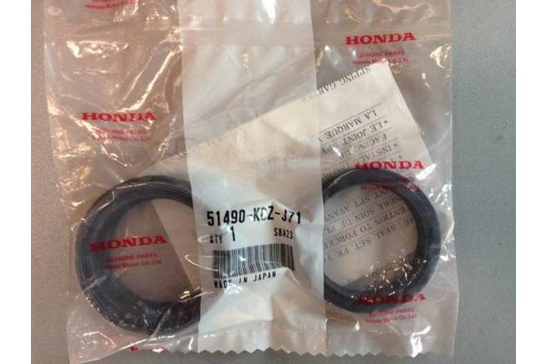Honda OEM  Сальник+пыльник 43X55