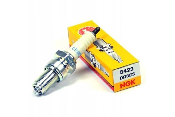 Свеча зажигания NGK DR8ES